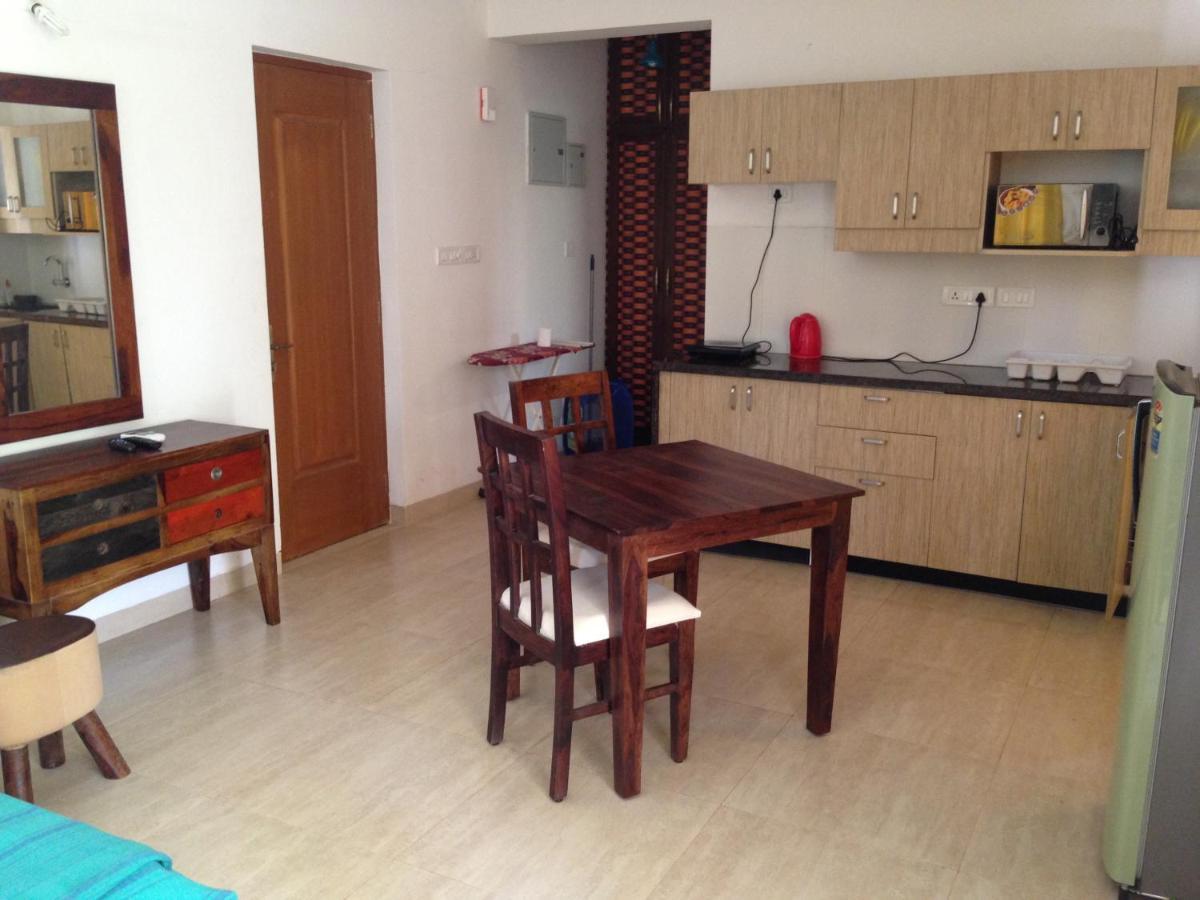Studio And One Bedroom Apartment In Riviera Sapphire, Siolim Exterior foto