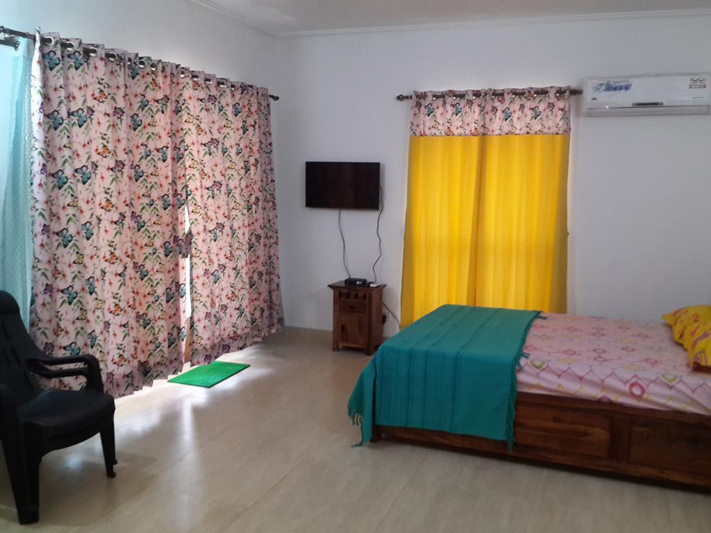 Studio And One Bedroom Apartment In Riviera Sapphire, Siolim Exterior foto